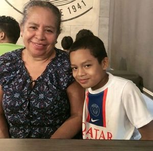 Meet your Posher, Tara